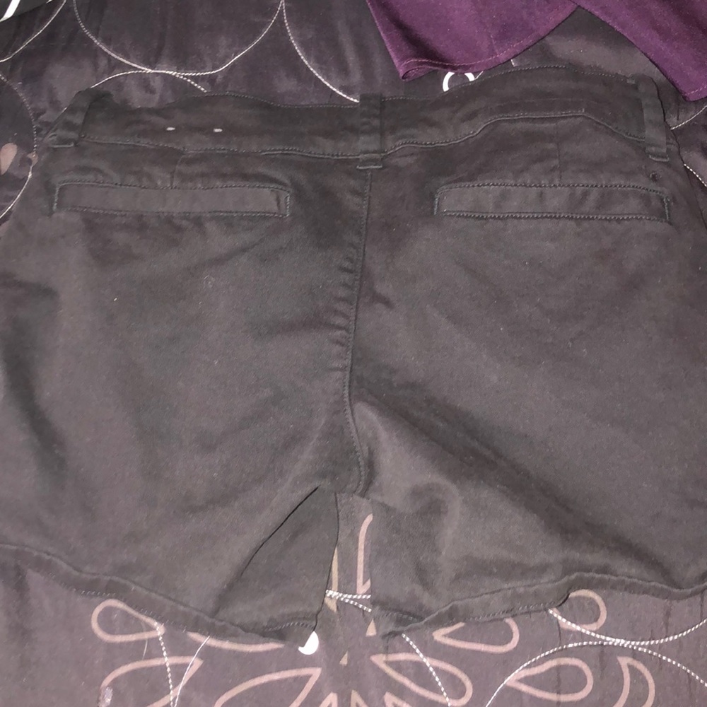 shorts - Picture 3 of 3